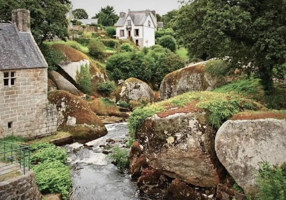 Vue Imprenable Sur Le Moulin Du Chaos ! Apartment Huelgoat